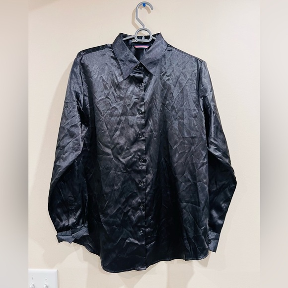 🔥Whit Stretch Satin Blouse🔥 - Picture 1 of 6
